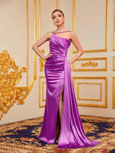 Sleek Mermaid Gown with Asymmetric Neckline - Elonnashop